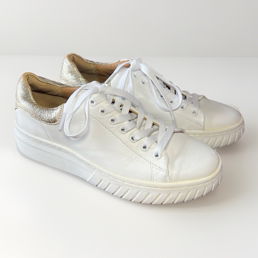 SOFFT Parkyn Women's‎ Shoes White Leather Lace Up Casual Sneakers Size 9